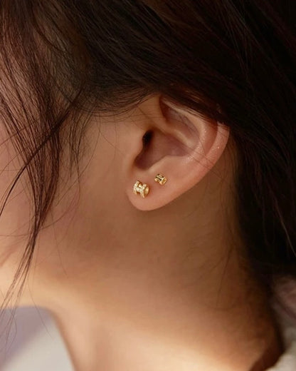 イニシャルHジルコニアミニピアス