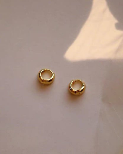 ミニフープピアス