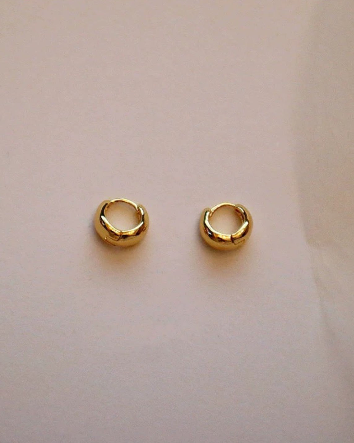 ミニフープピアス