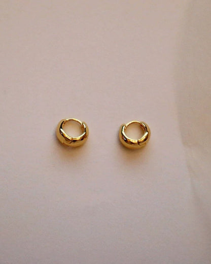 ミニフープピアス