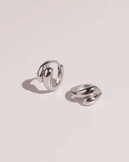 結びイヤリング