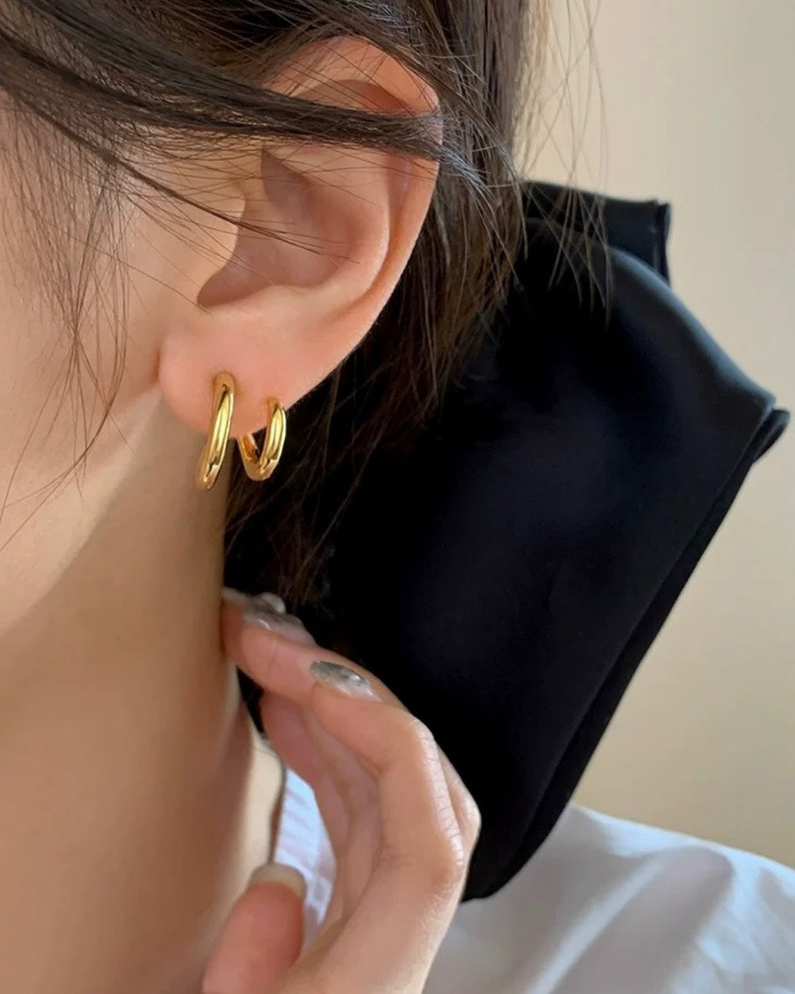 ダブルレイヤー ゴールドフープピアス