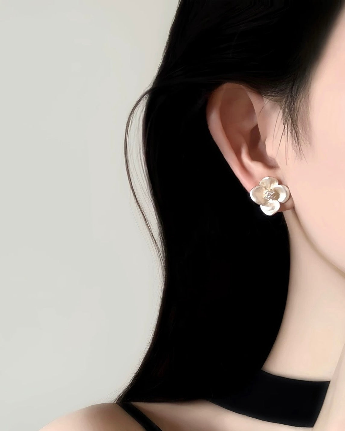 シェルフラワー ピアス